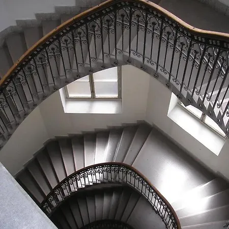 Danube Serviced Apartments *